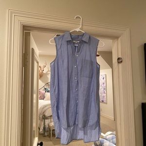 Sleeveless button down Madewell top